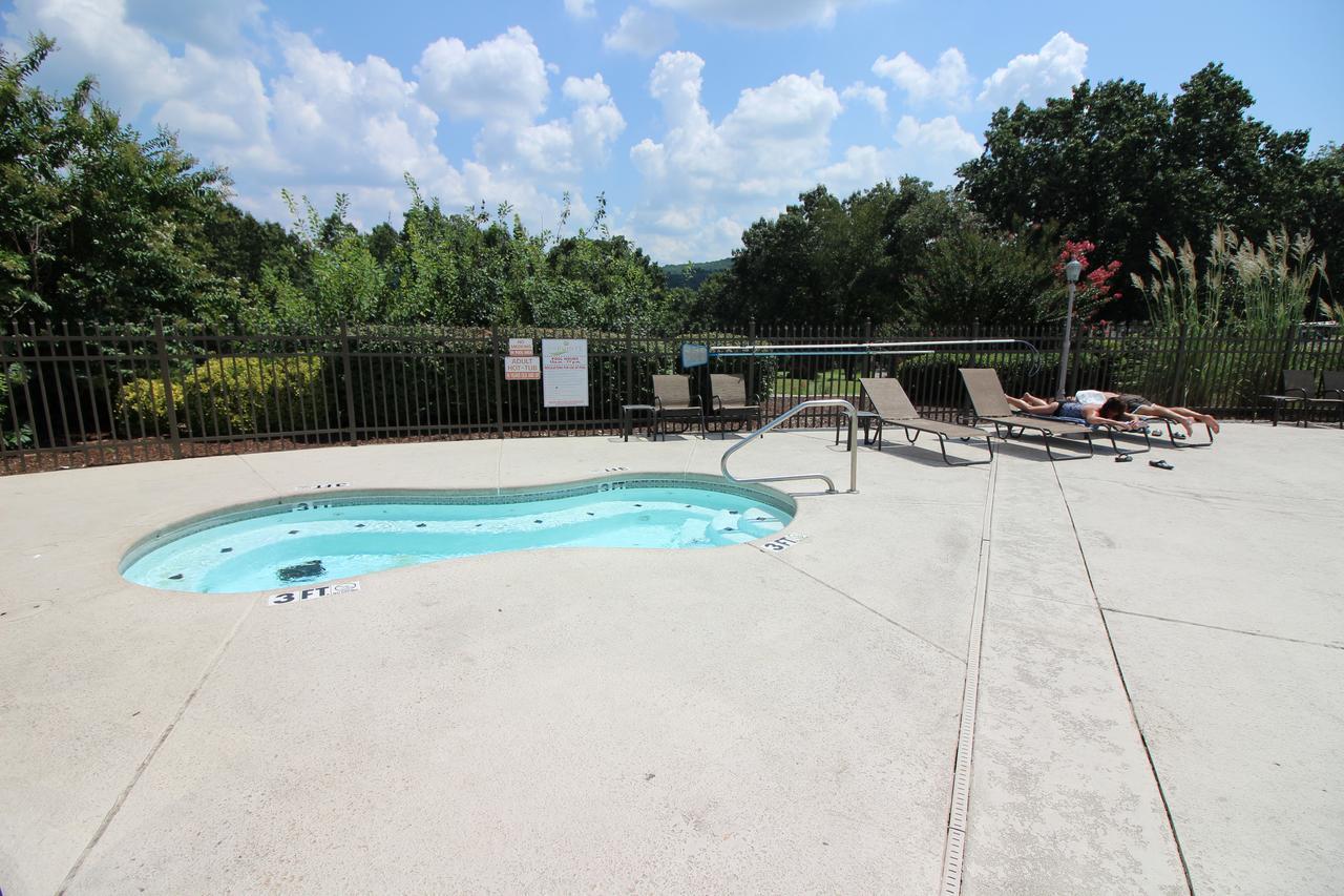 Pointe Royale Condo Vacation And Golf Resort Branson Eksteriør billede